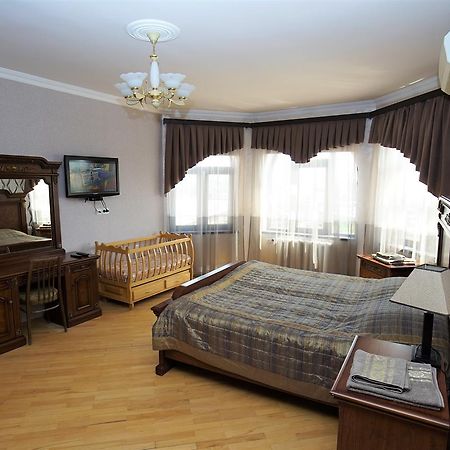 Nice House In The Heart Of The City Yerevan Exterior photo