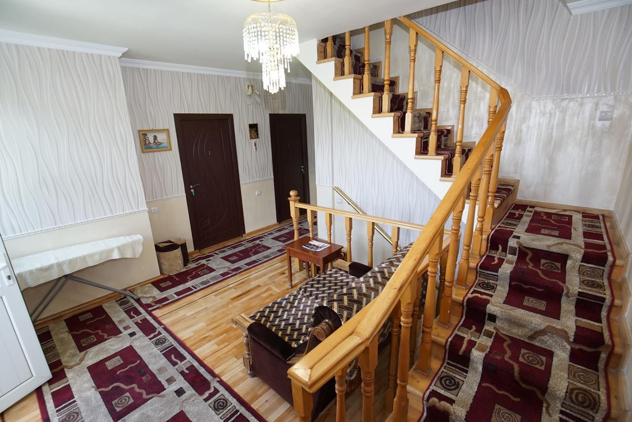 Nice House In The Heart Of The City Yerevan Exterior photo